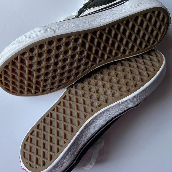 Vans Old Skool Classic Skate Shoes - Picture 7 of 10